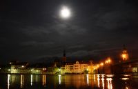 Vollmond ueber Kitzingen