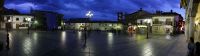 Marktplatz von Manzanares el real bei Nacht